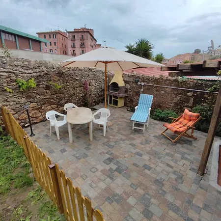 Monolocale Con Veranda E Giardino A Rio Marina