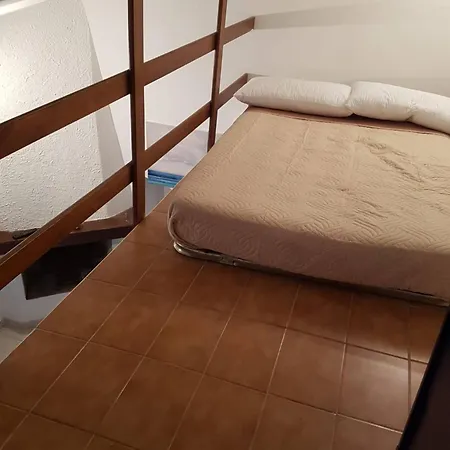 Monolocale Con Veranda E Giardino A Διαμέρισμα *