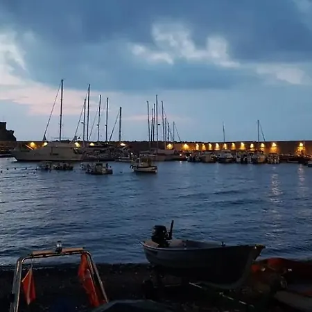Monolocale Con Veranda E Giardino A Rio Marina